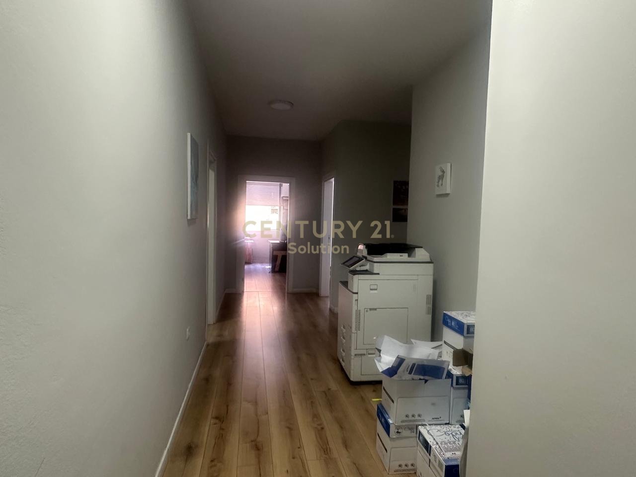 SHITET APARTAMENT 2+1+2 RRUGA E KAVAJES
