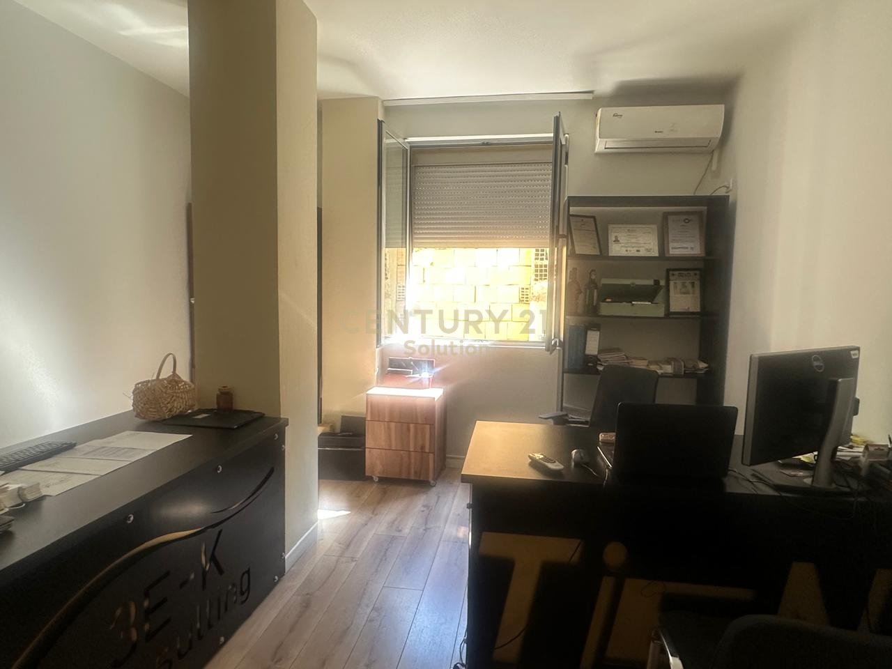 SHITET APARTAMENT 2+1+2 RRUGA E KAVAJES