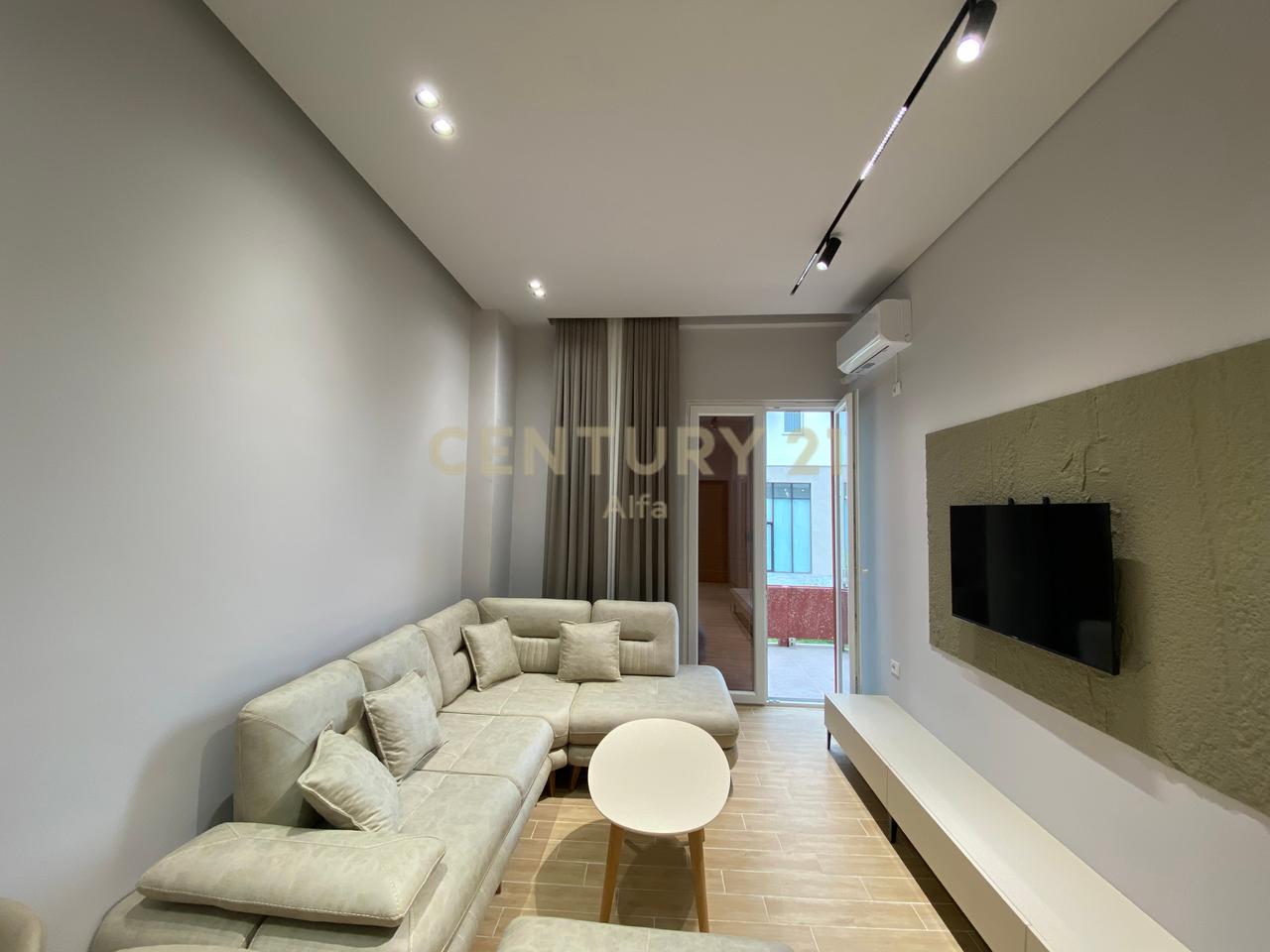 Jepet me qira apartament 1+1 në Astir !