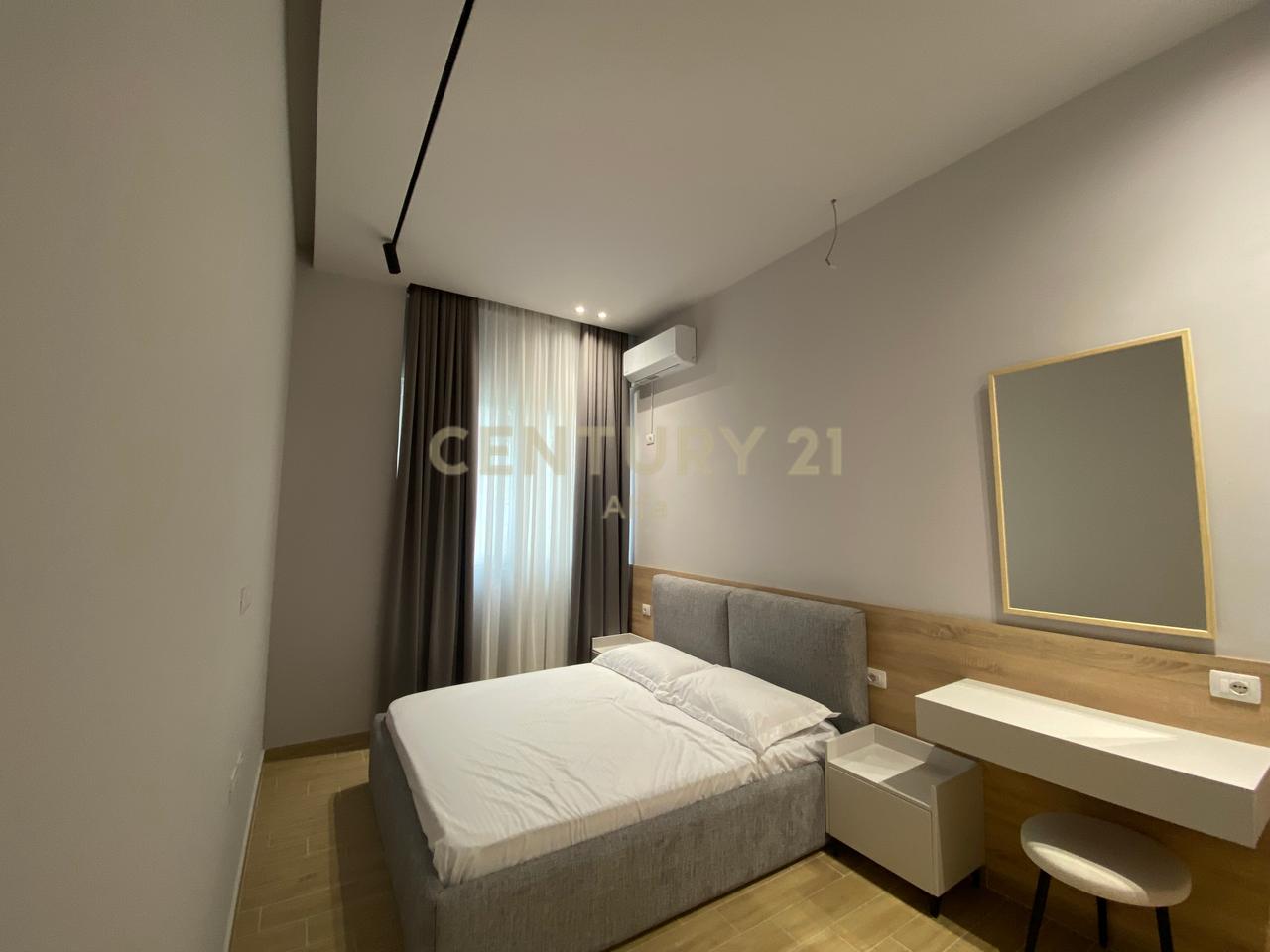 Jepet me qira apartament 1+1 në Astir !
