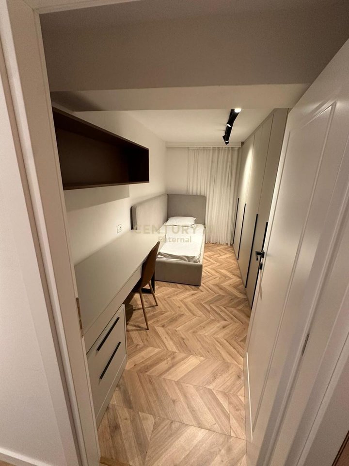 Prane Kompleksit Grand - Jepet 2+1+🅿️ Perfshire Investim Luxury