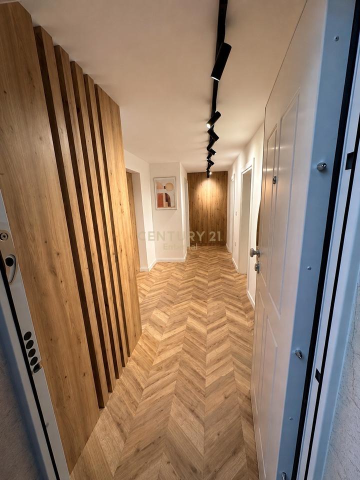Prane Kompleksit Grand - Jepet 2+1+🅿️ Perfshire Investim Luxury