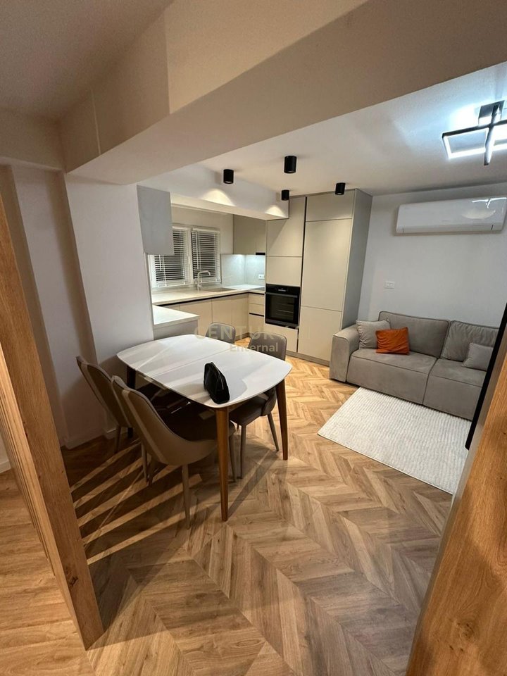 Prane Kompleksit Grand - Jepet 2+1+🅿️ Perfshire Investim Luxury