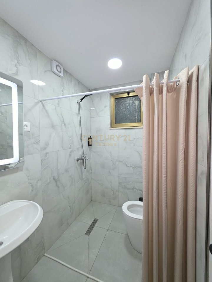 ESCLUSIVO! VENDIAMO HOTEL A GOLEM