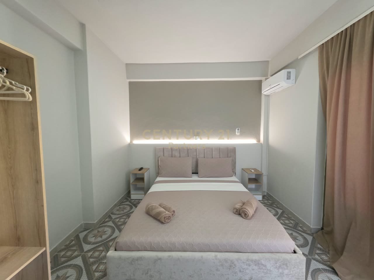 ESCLUSIVO! VENDIAMO HOTEL A GOLEM