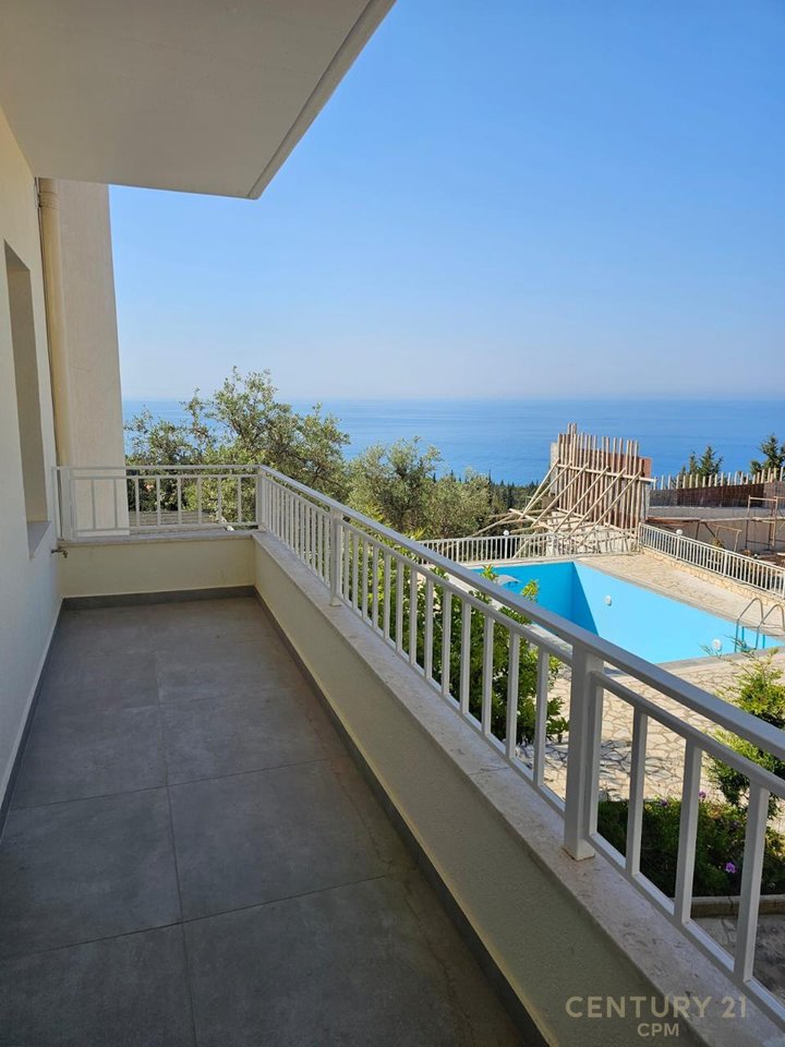 NE SHITJE APARTAMENT 1+1, DHERMI