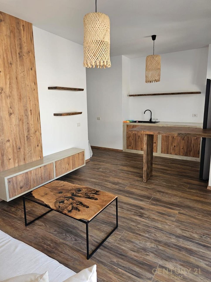 NE SHITJE APARTAMENT 1+1, DHERMI