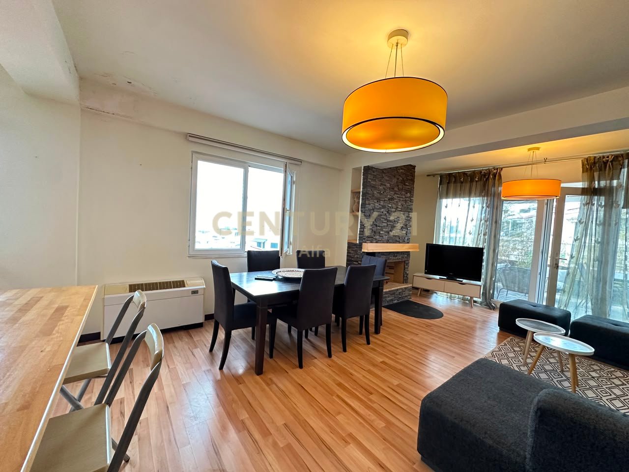 Duplex 4+1+ Parking for Rent at the Residence 'Kodra e Diellit 1"!
