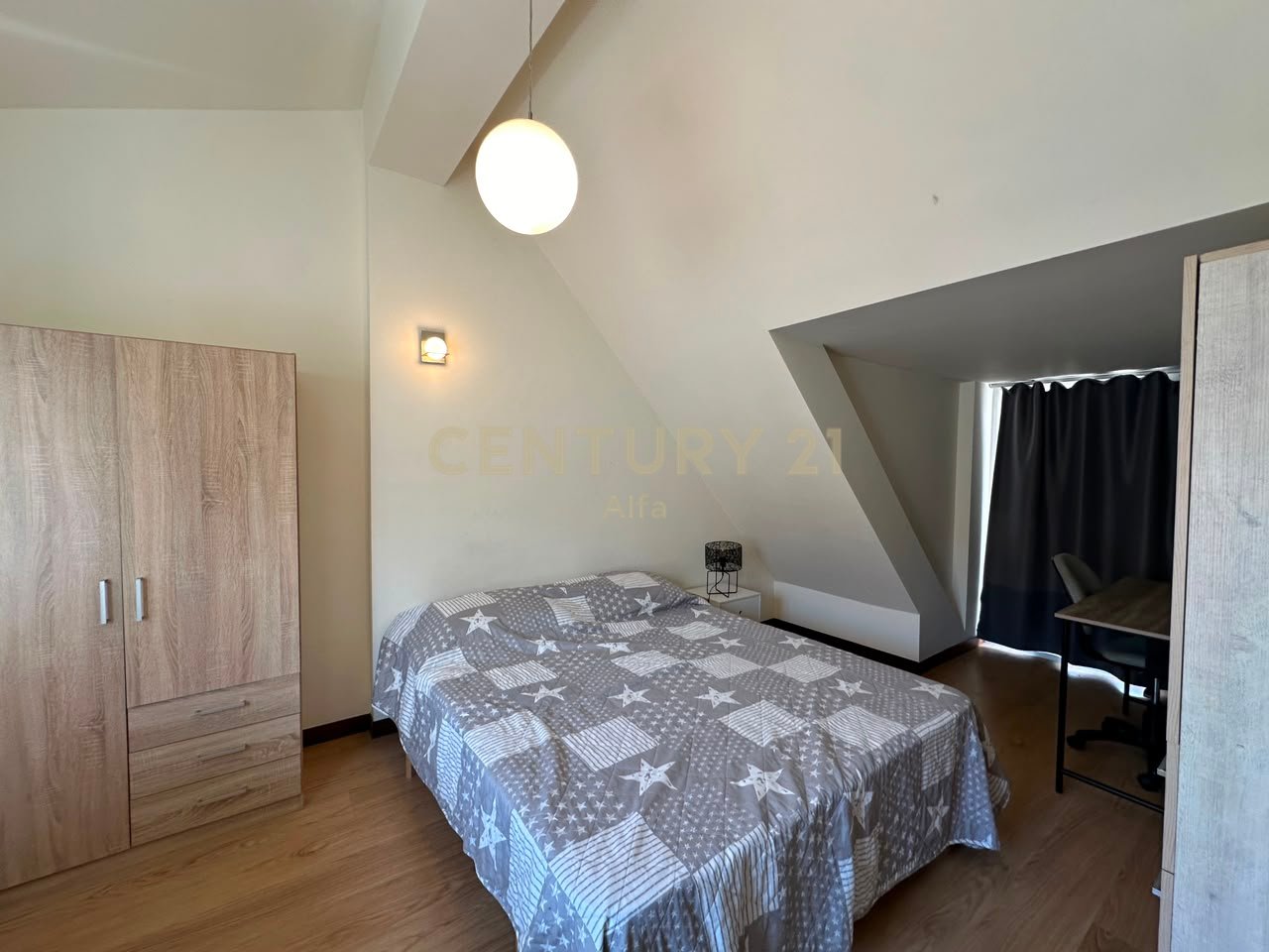 Duplex 4+1+ Parking for Rent at the Residence 'Kodra e Diellit 1"!
