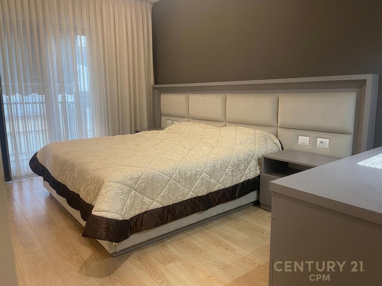 Modern Apartment 3+1+2 (+Parking Spot) for Sale in Viridario Residence, Kosovarëve Street