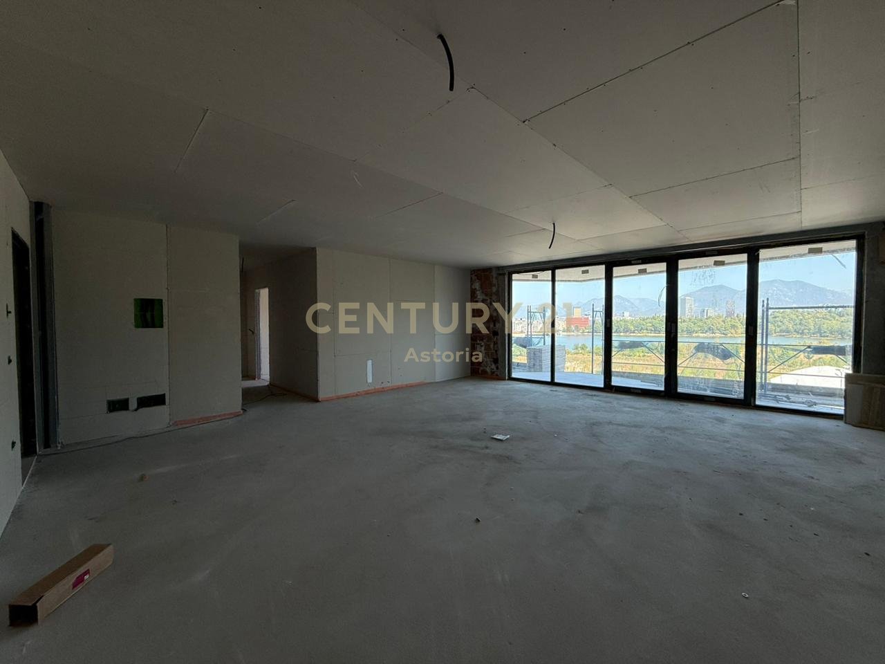 Moderno appartamento 2+1+2 vicino al Lago Artificiale e al Lago Secco