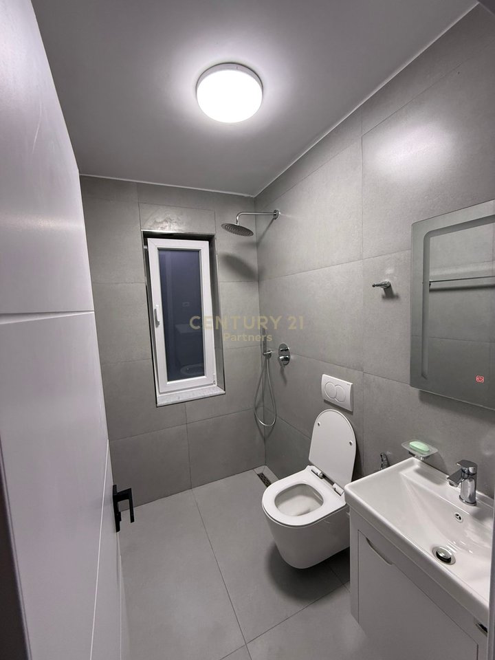 🔴 APARTAMENT 2+1 PËR SHITJE PRANË MEDRESESË TIRANË 🔴