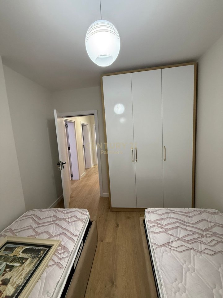 🔴 APARTAMENT 2+1 PËR SHITJE PRANË MEDRESESË TIRANË 🔴