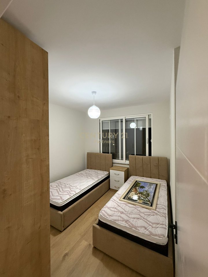 🔴 APARTAMENT 2+1 PËR SHITJE PRANË MEDRESESË TIRANË 🔴