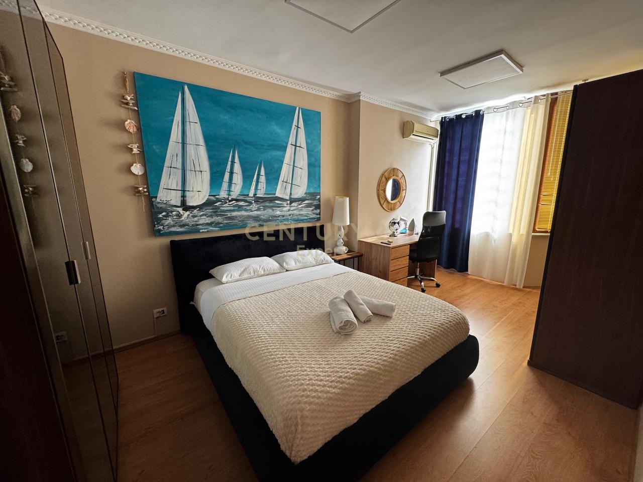 APARTMENT 2+1 FOR RENT IN THE CENTER !!!