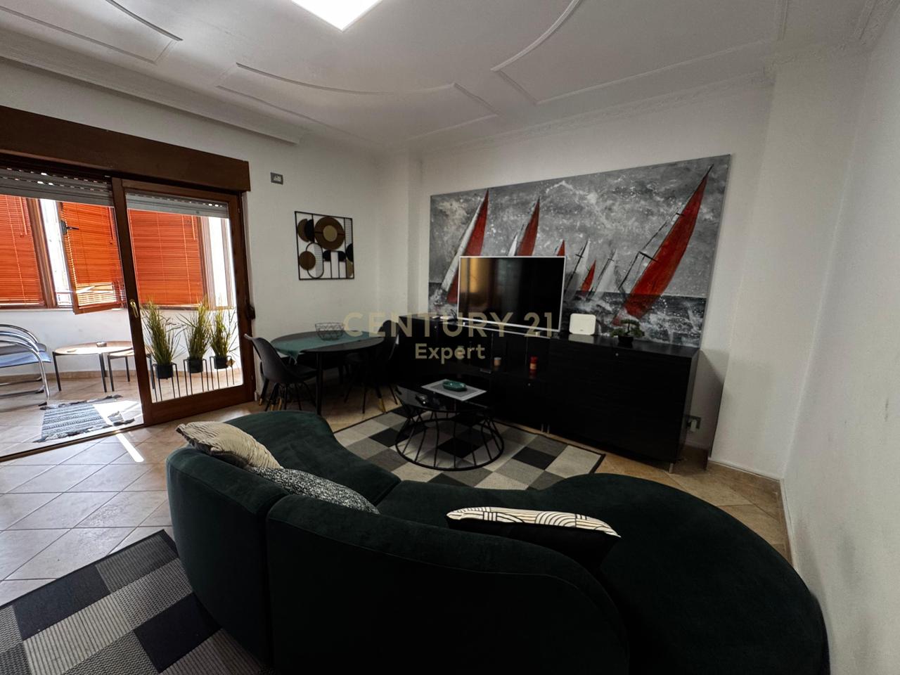 APARTMENT 2+1 FOR RENT IN THE CENTER !!!