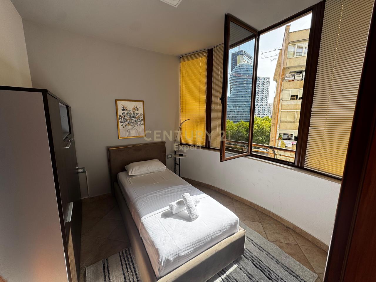 APARTMENT 2+1 FOR RENT IN THE CENTER !!!