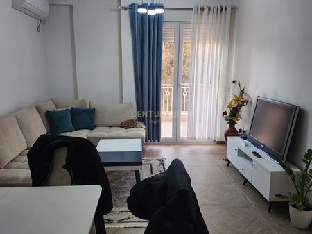 Jepet me qira apartament 2+1 në Rezidencën Platea