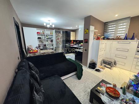 APARTAMENT 2+1+2 PER SHITJE PRANE 21 DHJETORI