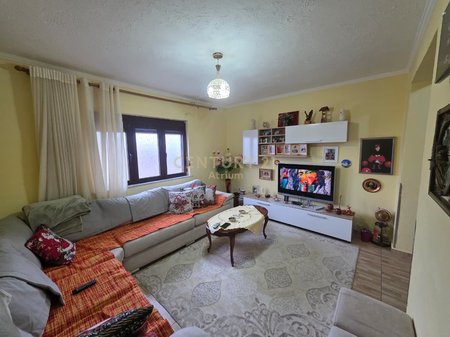 SHITET APARTAMENT 2+1 NE ZONEN E OXHAKUT!