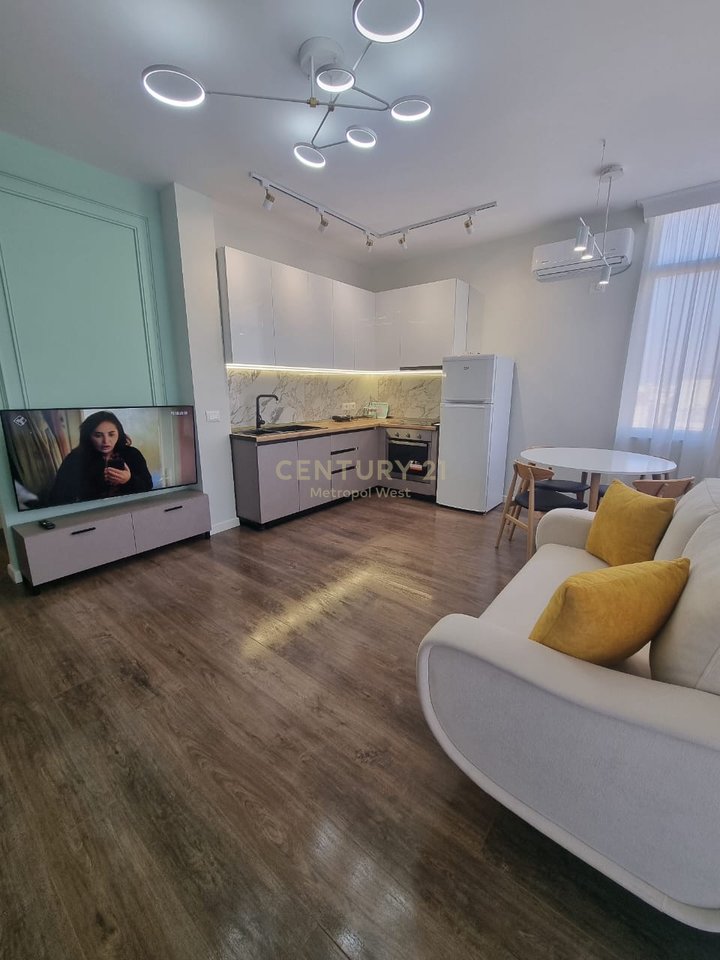 LUXURY APARTMENT FOR SALE 1+1 NEAR THE CENTER!