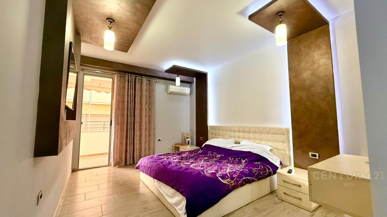 SHITET APARTAMENT 4+1 | MYSLYM SHYRI