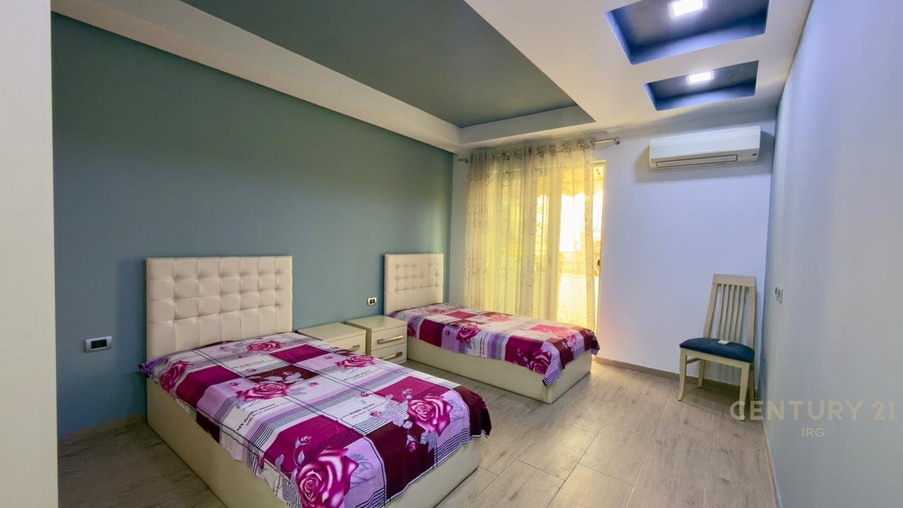 SHITET APARTAMENT 4+1 | MYSLYM SHYRI