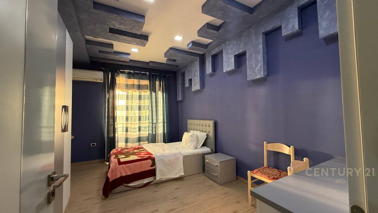 SHITET APARTAMENT 4+1 | MYSLYM SHYRI