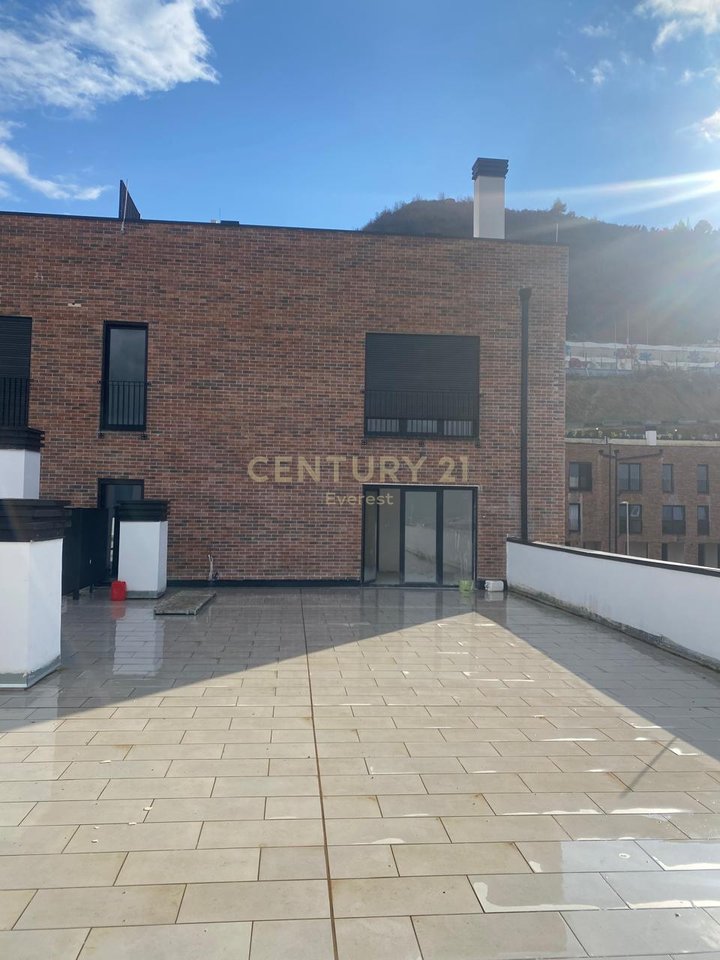 KODRA E DIELLIT 2, SHESIM APARTAMENT 3+1+2 ME VERANDE