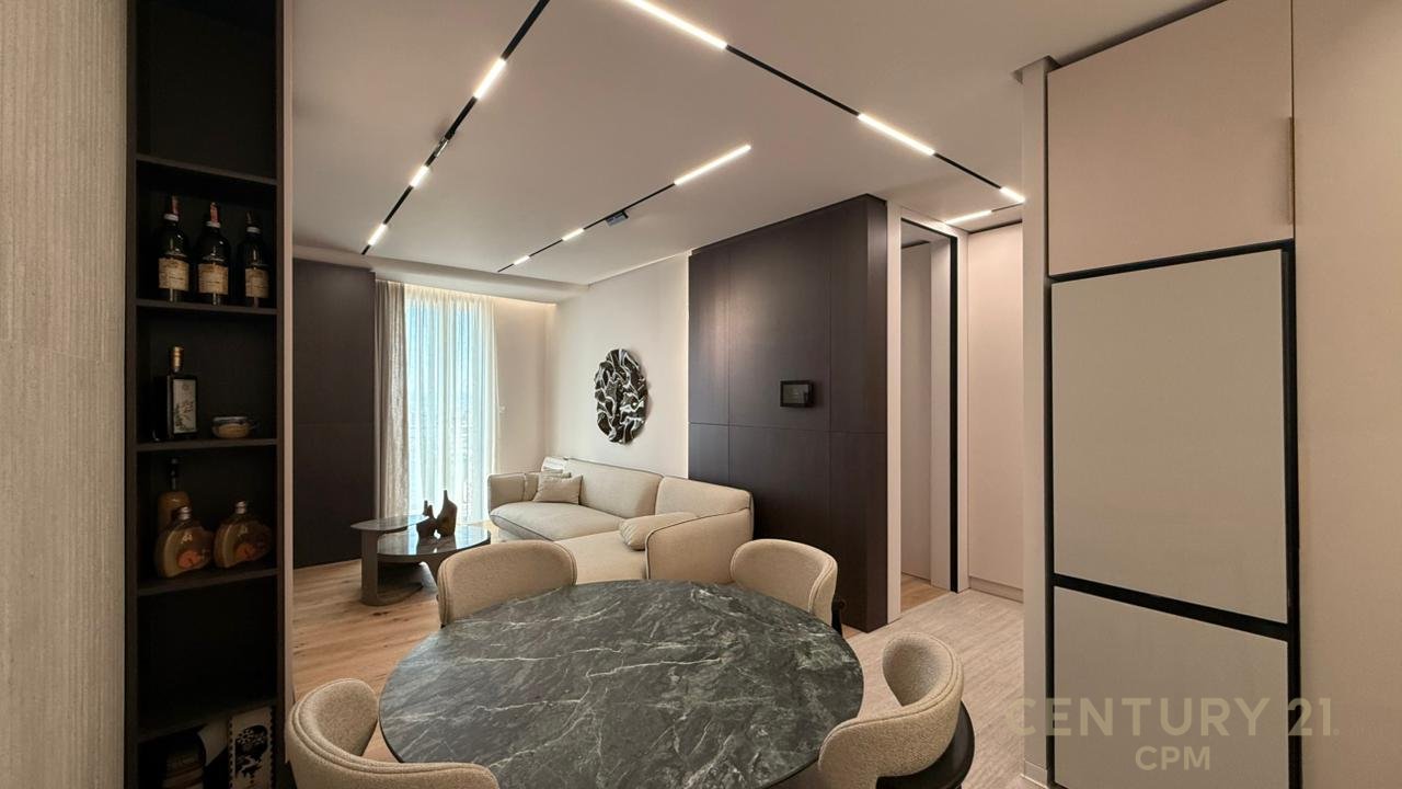 APARTAMENT 1+1 ME QIRA TEK GOLDEN TOWER RR, MINE PEZA!