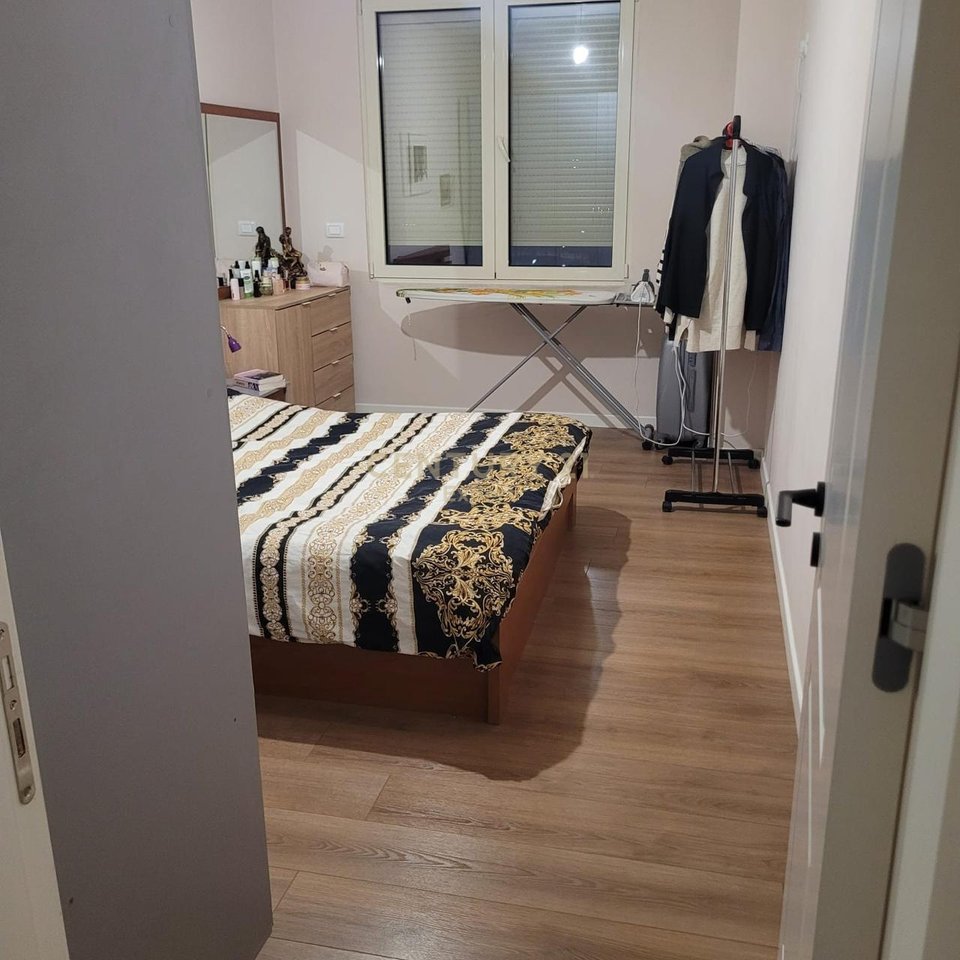 JEPET ME QIRA APARTAMENT 2+1 TEK FUSHA E AVIACIONIT