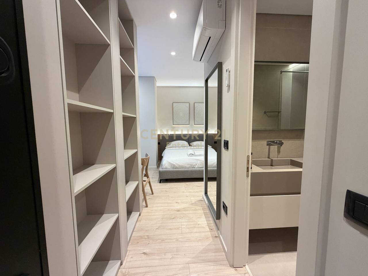 3 Apartments for Sale on 'Gjimnazi Partizani' Street