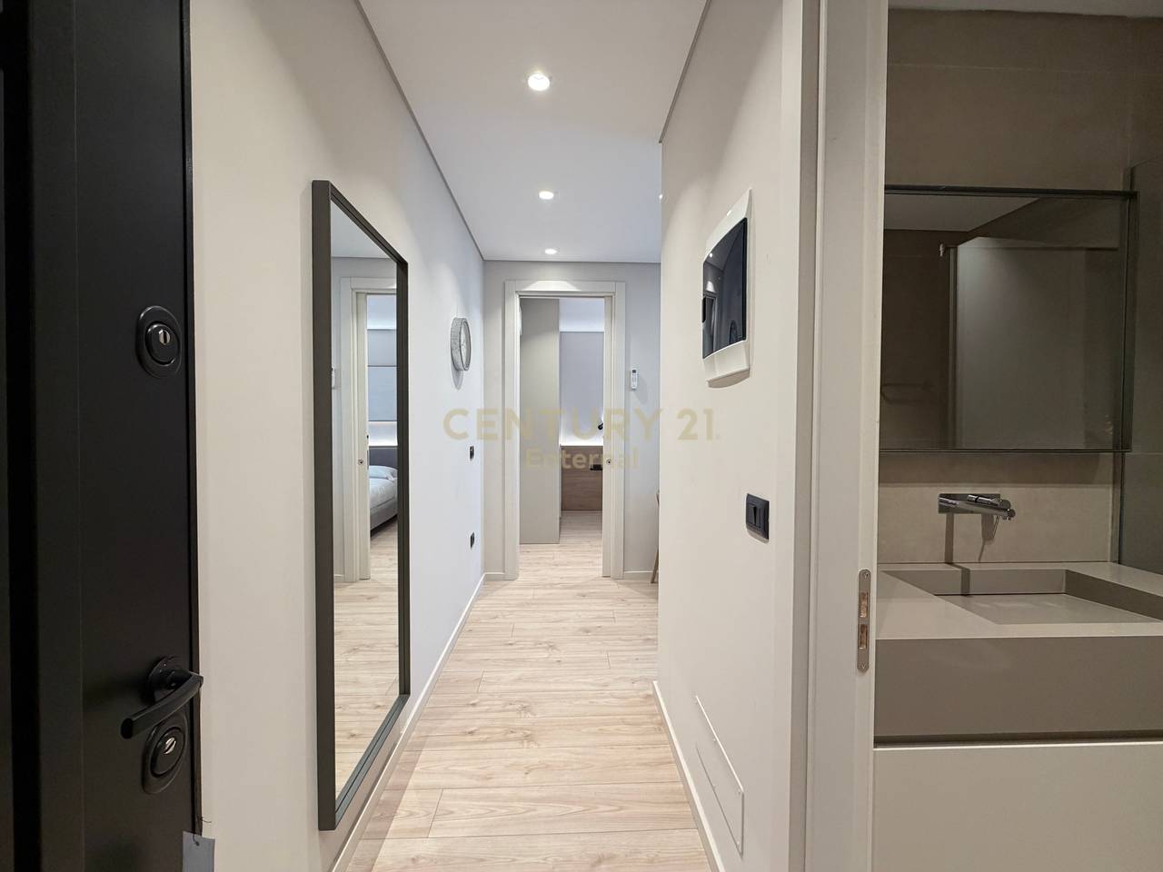 3 Apartments for Sale on 'Gjimnazi Partizani' Street