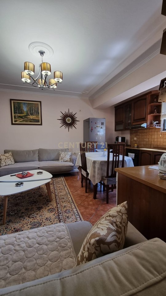 JAPIM ME QIRA APARTAMENT 2+1, ISH BLLOKU