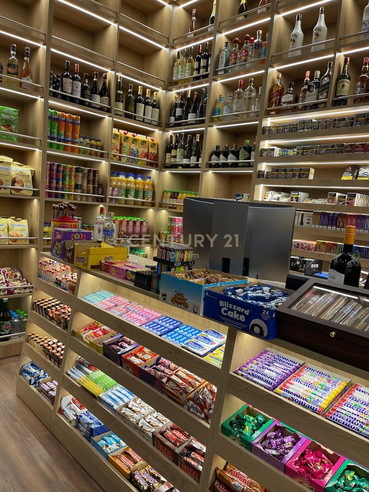 Shitet Ambient Komercial Bar–Kafe & Tabakino | Biznes i Konsoliduar