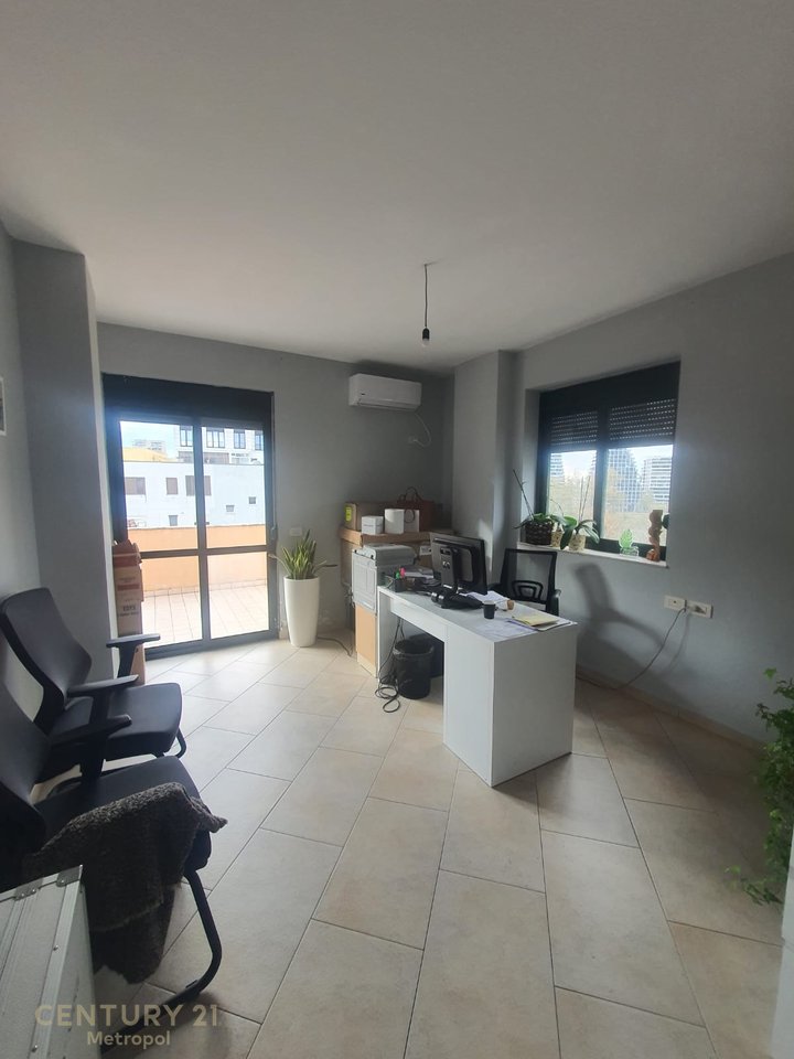 Appartamento in Affitto – Vicino al Faro, Giardino Zoologico