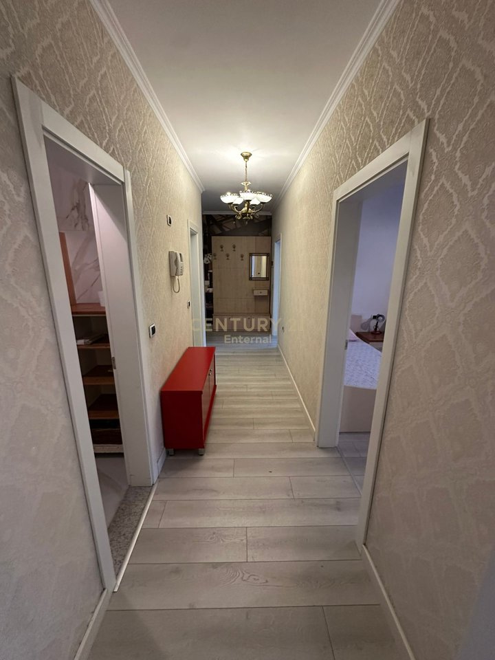 Bllok - Jepet me qera 2+1+2 prane Juvenilja