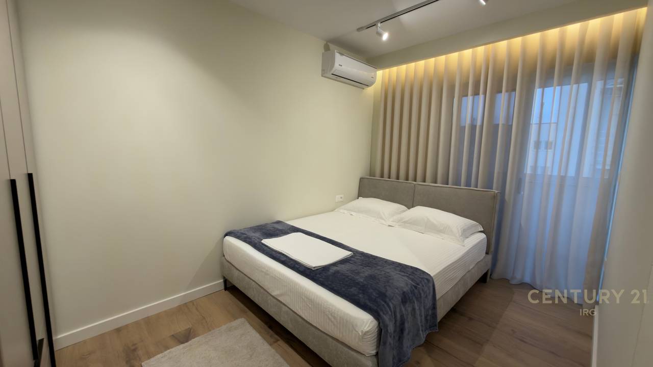 SHITEN 2 APARTAMENTE 1+1 TEK KRYQEZIMI 21 DHJETORIT !