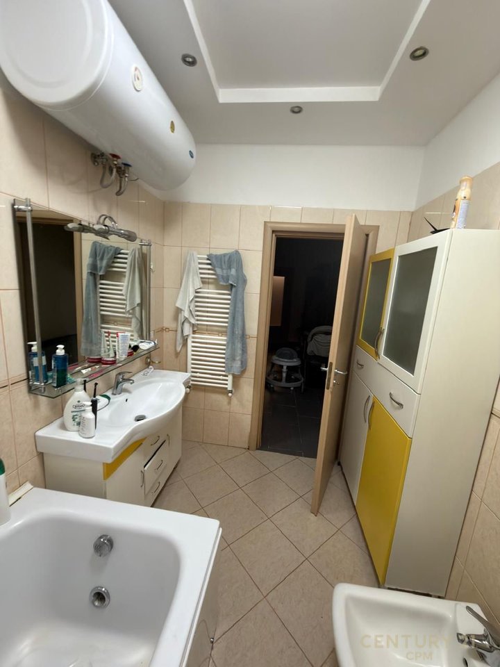 Apartament 2+1+2 Per Shitje!