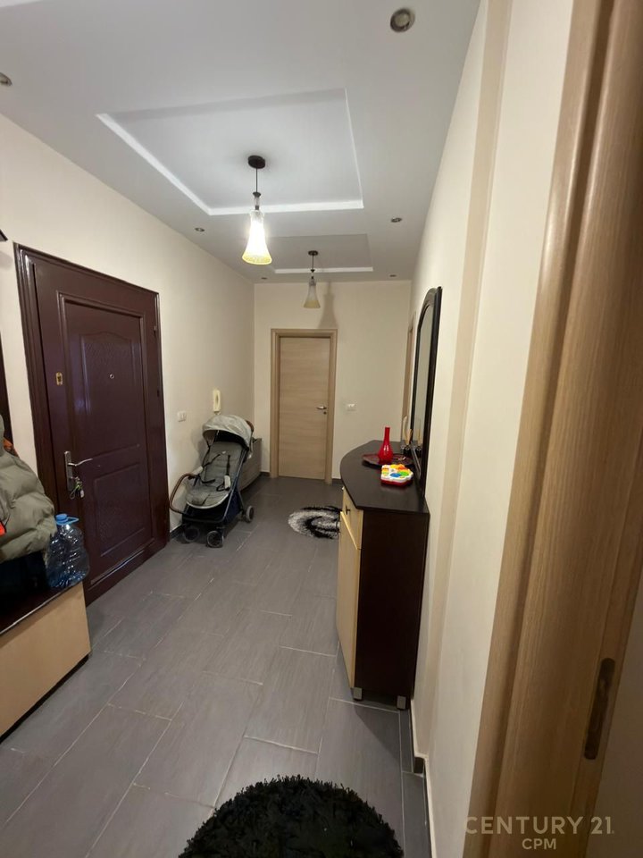 Apartament 2+1+2 Per Shitje!