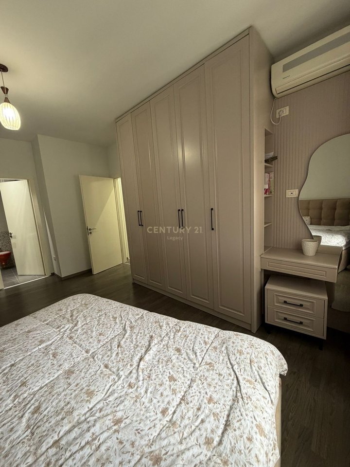 Shitet Apartament 3+1+2 në Rrugën Besim Alla – 270.000 €