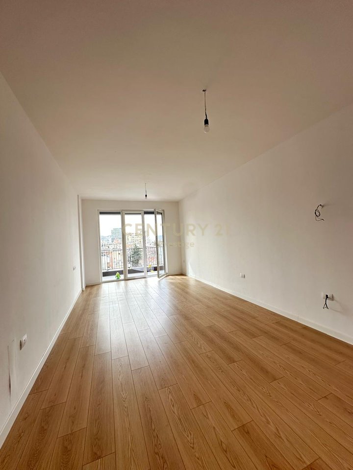 APARTAMENT 1+1 ME QIRA, PAS AMBASADES AMERIKANE, TIRANE!