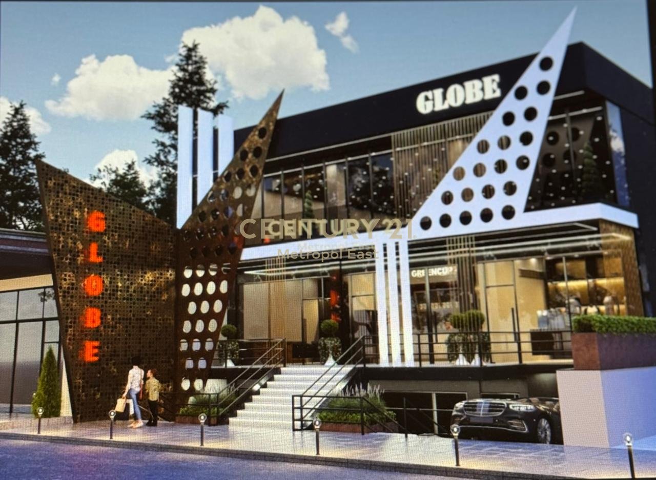 JEPET ME QIRA AMBIENT KOMERCIAL NË SAUK