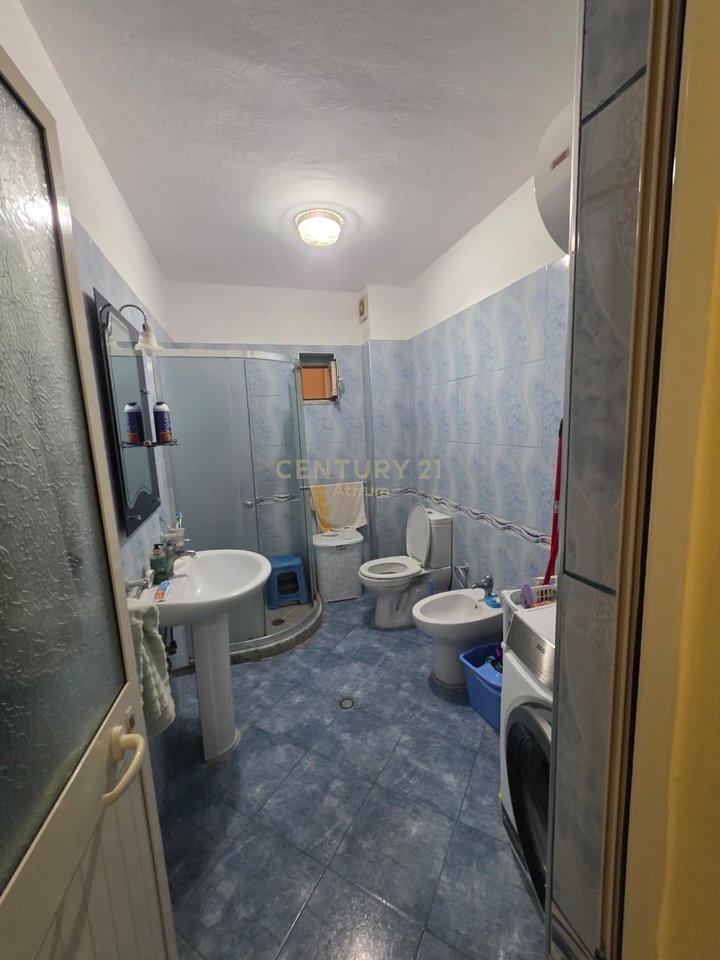 SHITET APARTAMENT 2+1 NE ZONEN E OXHAKUT!