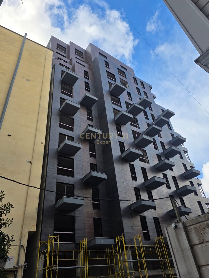 Shesim apartament 3+1+2 prane sheshi skenderbej