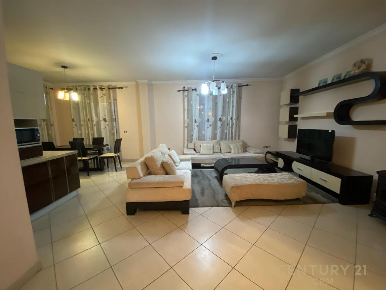 DO NOT MOVE NEAR UNIV. MARIN BARLETI, RENT VILLAS 3+1+YARD FOR LIVING OR BUSINESS