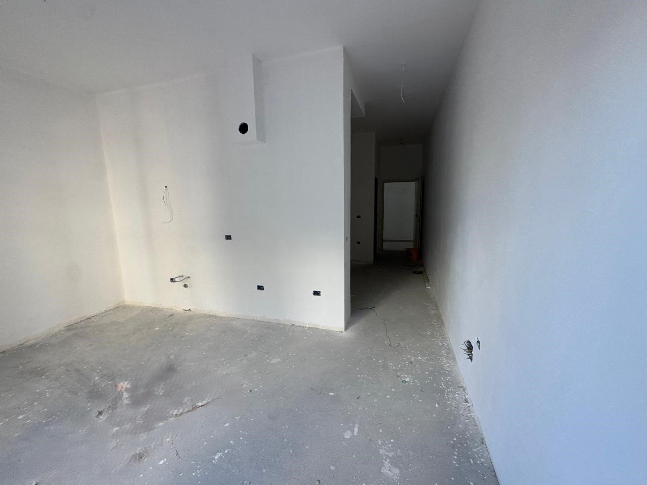 APARTMENT 1+1 FOR SALE IN UJIN E FTOHTE!