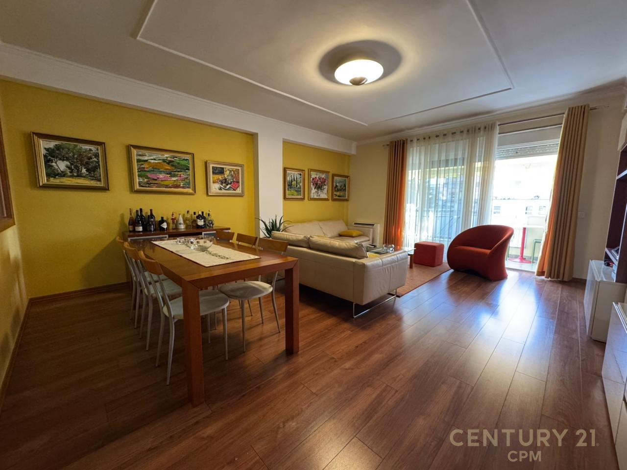 Apartament 2+1+2 Me Qira në Ish Bllok