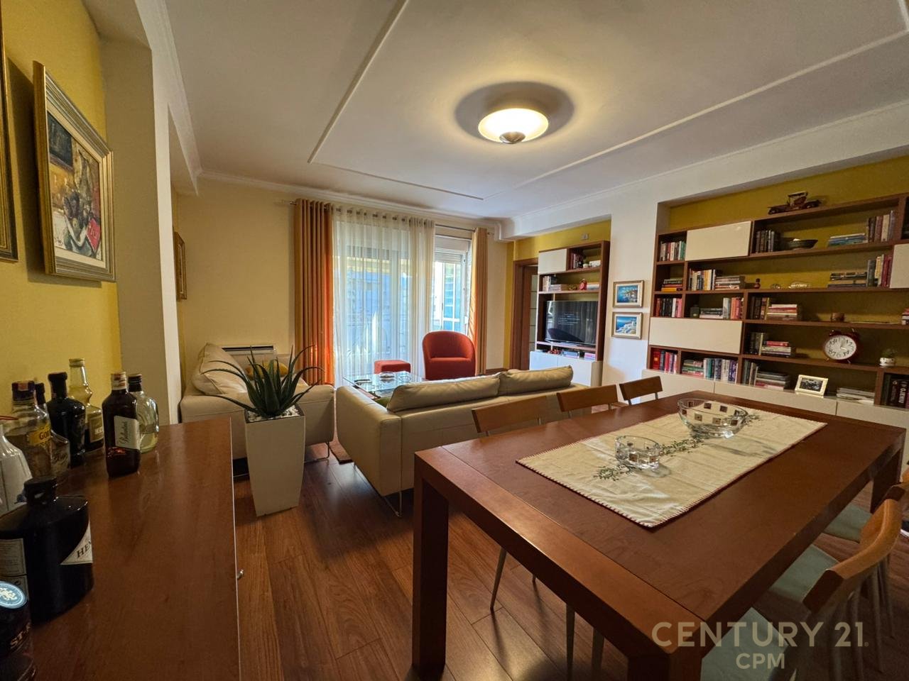 Apartament 2+1+2 Me Qira në Ish Bllok