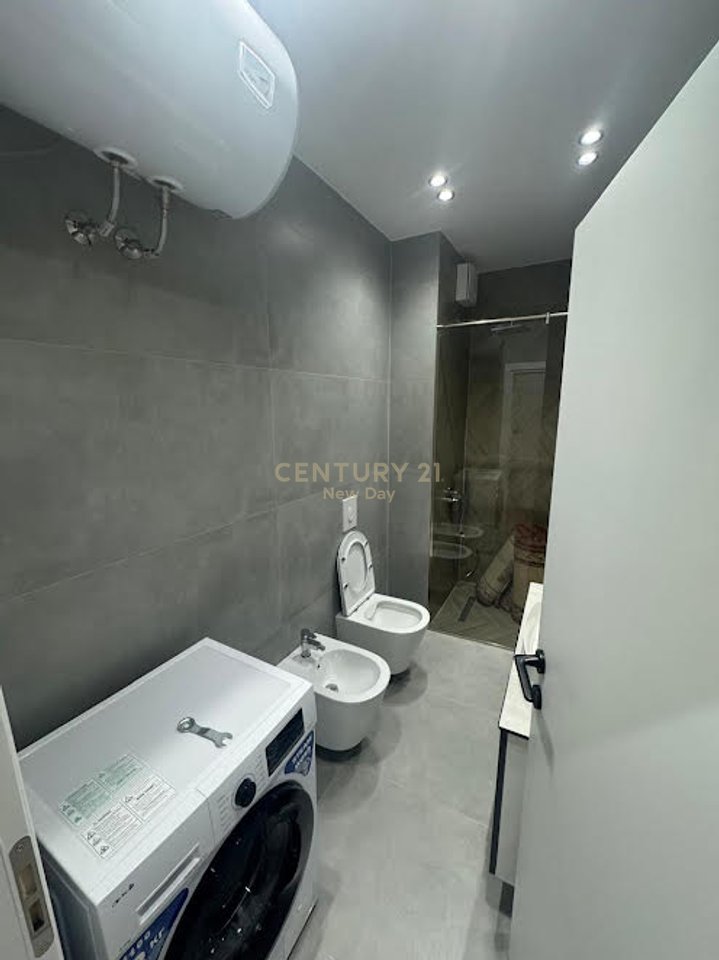 1+1 WITH RENT NEAR BLUE STAR